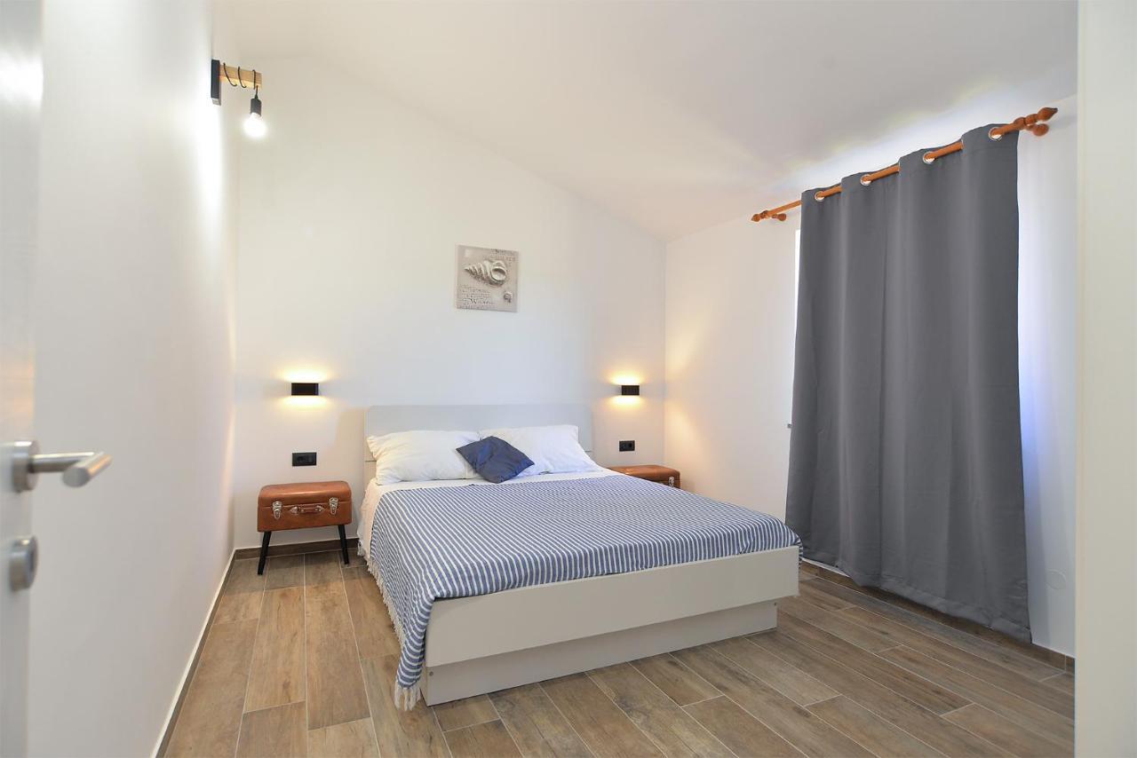 Apartments Elizabeta 1701 Fazana Ngoại thất bức ảnh
