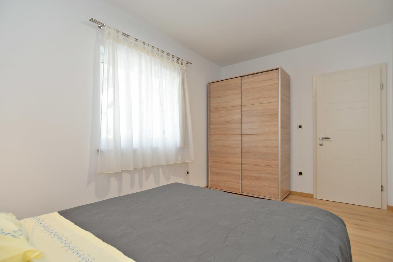 Apartments Elizabeta 1701 Fazana Ngoại thất bức ảnh